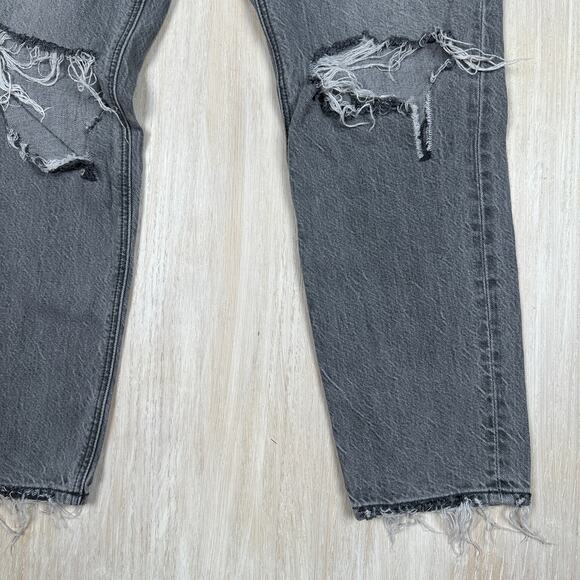 American Eagle Gray High Rise Mom Jean Raw Ankle Hem Distressed Denim Jeans 4 - Picture 2 of 16